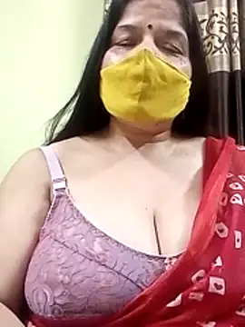 Snapshot of IndianAngle chatting on February 1, 2026, 8:07 pm IndianAngle online show from February 1, 2026, 8:07 pm