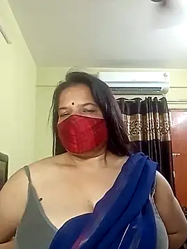 Snapshot of IndianAngle chatting on February 25, 2025, 8:32 pm IndianAngle online show from February 25, 2025, 8:32 pm