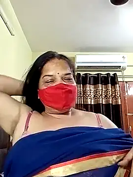 Snapshot of IndianAngle chatting on March 16, 2025, 12:33 pm IndianAngle online show from March 16, 2025, 12:33 pm
