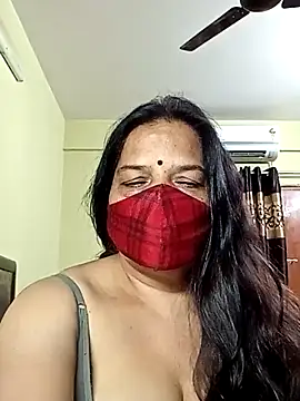 Snapshot of IndianAngle chatting on February 24, 2025, 8:36 pm IndianAngle online show from February 24, 2025, 8:36 pm