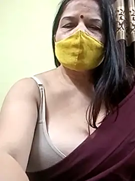 Snapshot of IndianAngle chatting on January 15, 2026, 8:12 pm IndianAngle online show from January 15, 2026, 8:12 pm