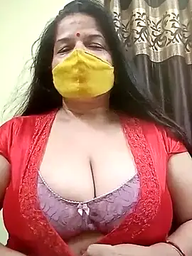 Snapshot of IndianAngle chatting on October 2, 2025, 8:23 pm IndianAngle online show from October 2, 2025, 8:23 pm
