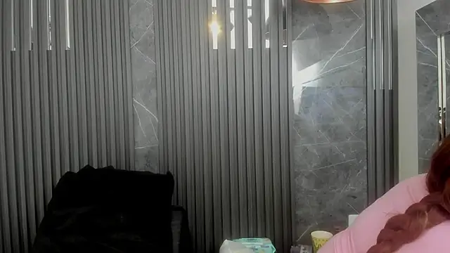 Snapshot of SaraiEvans chatting on February 26, 2025, 3:14 am SaraiEvans online show from February 26, 2025, 3:14 am