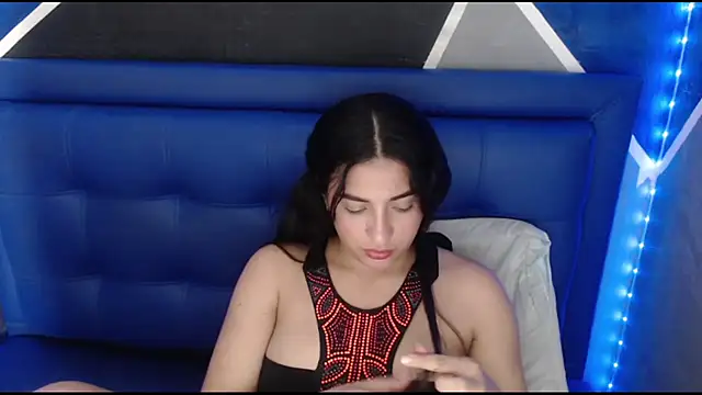 cherry modelx  online show from October 4, 2025, 8:43 pm