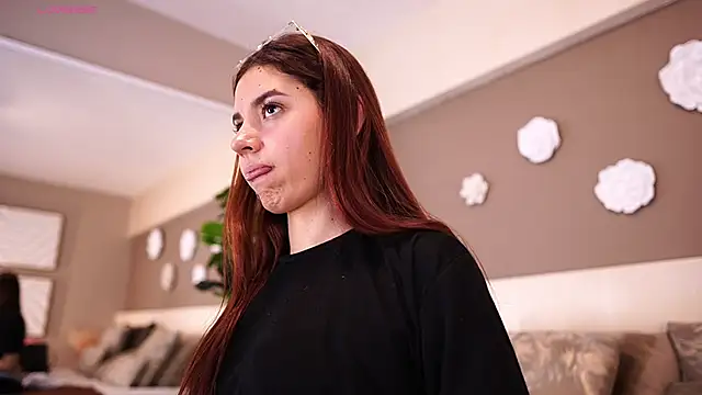 AylinMillerxs online show from November 11, 2025, 7:41 pm