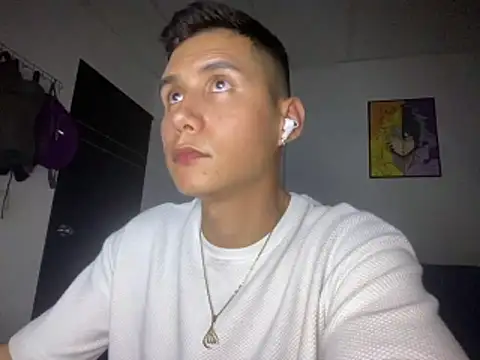 Snapshot of Abercend chatting on October 16, 2025, 2:53 am Abercend online show from October 16, 2025, 2:53 am