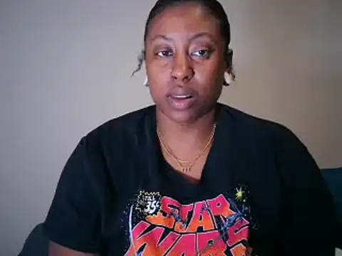 Snapshot of Nyxie_Chaos chatting on December 5, 2024, 2:17 pm Nyxie Chaos online show from December 5, 2024, 2:17 pm