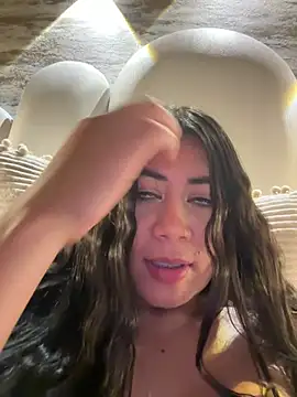  MadiLee  online show from March 21, 2025, 8:50 pm