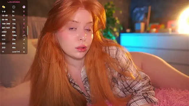 Snapshot of RedHotVixen0 chatting on February 2, 2026, 2:32 am RedHotVixen0 online show from February 2, 2026, 2:32 am