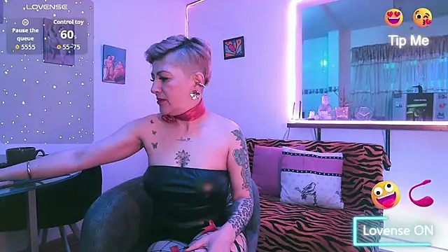 Snapshot of Maria_fernandaxxx_ chatting on February 10, 2026, 4:17 pm Maria fernandaxxx online show from February 10, 2026, 4:17 pm