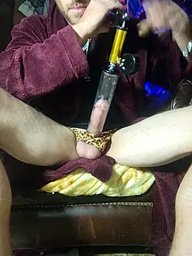 Snapshot of 5g4ever chatting on December 2, 2025, 7:32 am 5g4ever online show from December 2, 2025, 7:32 am