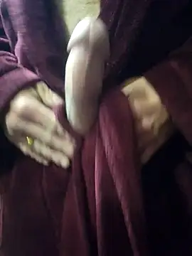 Snapshot of 5g4ever chatting on December 3, 2025, 8:03 am 5g4ever online show from December 3, 2025, 8:03 am