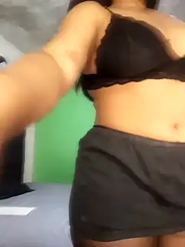 yuliparis online show from September 30, 2025, 7:03 am