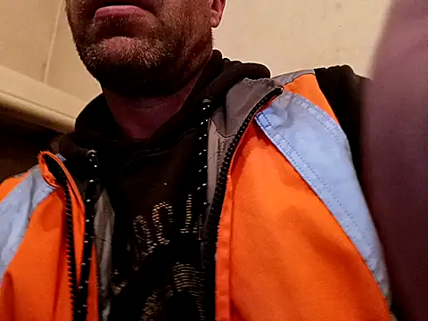 Timbojan28 online show from March 31, 2026, 8:22 pm