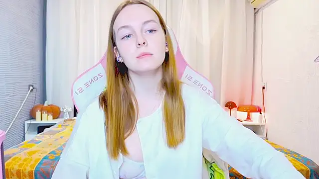 Wild  flowers online show from November 20, 2025, 7:03 pm