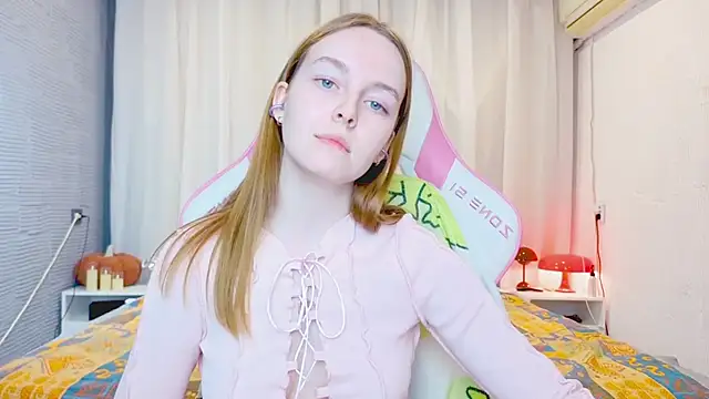 Wild  flowers online show from November 21, 2025, 6:29 pm