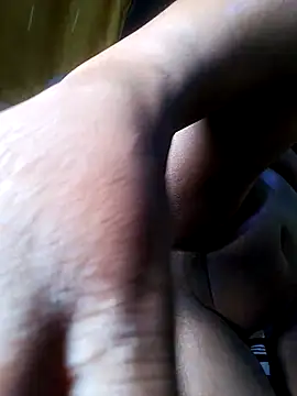 Snapshot of Hugemassivebootie chatting on November 18, 2025, 1:32 am Hugemassivebootie online show from November 18, 2025, 1:32 am