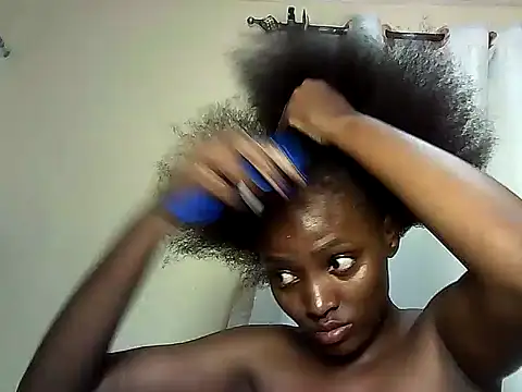 Snapshot of nanaswee chatting on July 15, 2026, 4:25 pm nanaswee online show from July 15, 2026, 4:25 pm