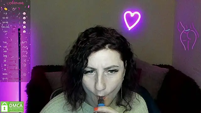 Snapshot of Muse_kitty_jenia chatting on March 21, 2025, 9:34 pm Muse kitty jenia online show from March 21, 2025, 9:34 pm