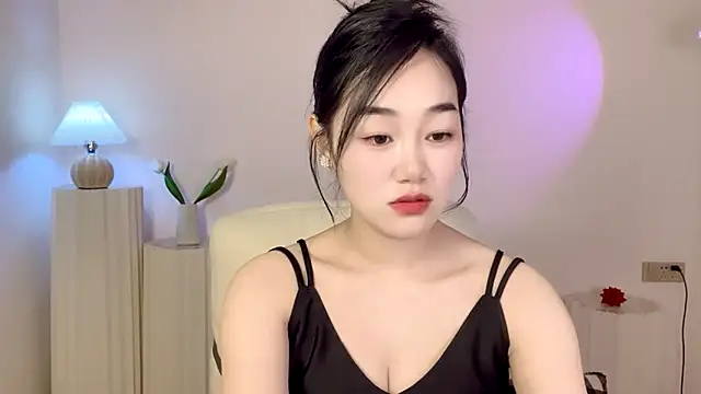 cloud8822 online show from March 8, 2025, 2:30 pm