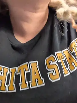 Lalalynn online show from July 18, 2026, 5:10 pm