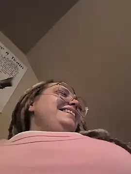 Lalalynn online show from July 27, 2026, 1:34 am
