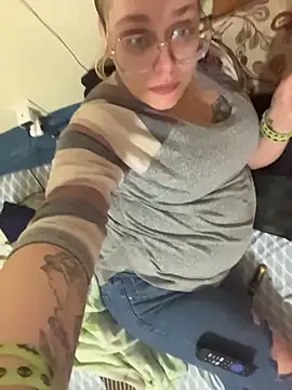 Lalalynn online show from March 1, 2026, 12:54 am