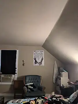 Lalalynn online show from July 4, 2026, 11:42 pm