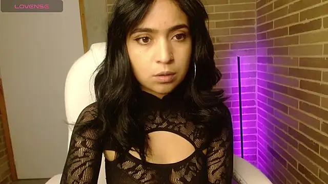 helenacyruss online show from February 19, 2026, 7:11 pm