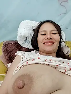 Baby-ladyass20 online show from December 1, 2025, 2:45 am