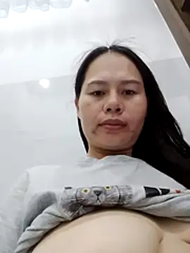 Baby-ladyass20 online show from April 15, 2026, 5:24 am