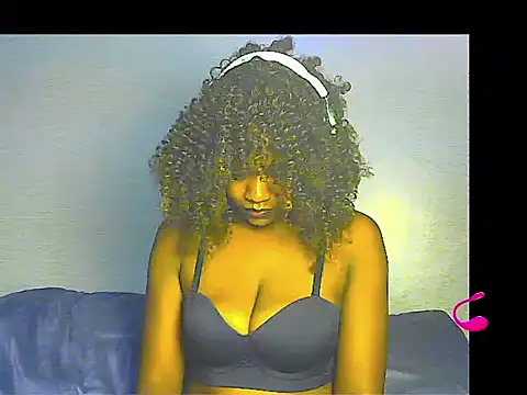 lilylovexx online show from February 12, 2026, 6:57 am