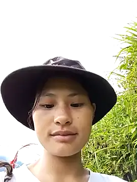 trieungoclnt online show from October 8, 2025, 9:00 am