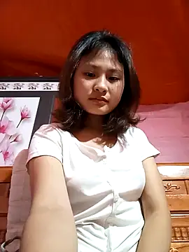 trieungoclnt online show from March 3, 2025, 3:11 pm