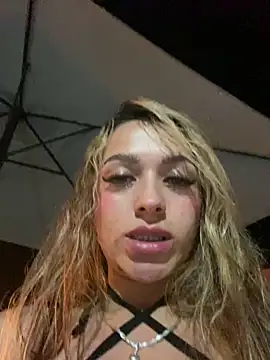 Snapshot of Grrkat chatting on March 16, 2025, 4:30 am Grrkat online show from March 16, 2025, 4:30 am