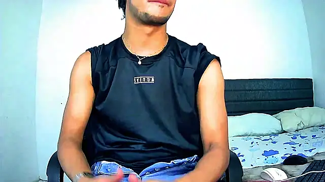 Kevin Torres online show from November 9, 2025, 7:56 am