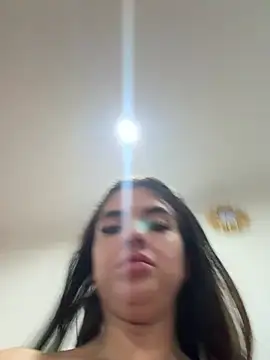 Snapshot of annavi_ chatting on July 16, 2026, 12:07 am annavi online show from July 16, 2026, 12:07 am