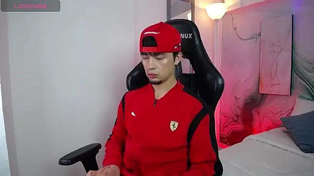 Steev Novoa online show from April 14, 2026, 4:06 am