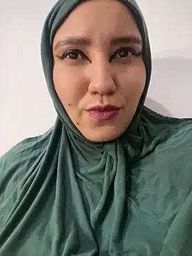 Snapshot of hannahayat chatting on January 17, 2025, 3:00 pm hannahayat online show from January 17, 2025, 3:00 pm