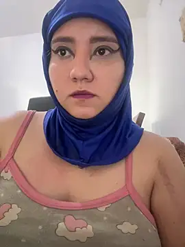 Snapshot of hannahayat chatting on June 25, 2026, 3:17 pm hannahayat online show from June 25, 2026, 3:17 pm