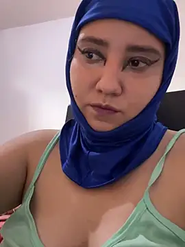 hannahayat online show from May 13, 2026, 3:08 pm