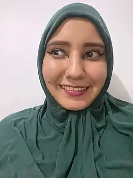 Snapshot of hannahayat chatting on January 4, 2025, 12:05 am hannahayat online show from January 4, 2025, 12:05 am