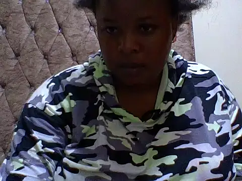 Snapshot of zoey10 chatting on November 13, 2025, 6:12 pm zoey10 online show from November 13, 2025, 6:12 pm