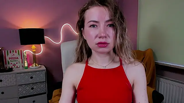 Snapshot of Mia_Tasty chatting on November 5, 2025, 7:44 am Mia Tasty online show from November 5, 2025, 7:44 am