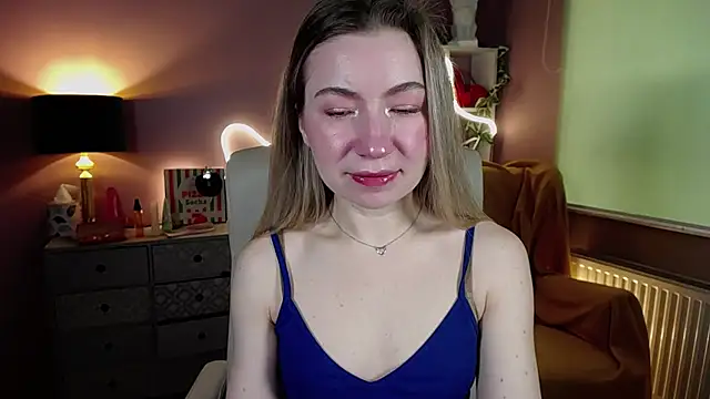 Snapshot of Mia_Tasty chatting on March 16, 2025, 7:48 am Mia Tasty online show from March 16, 2025, 7:48 am