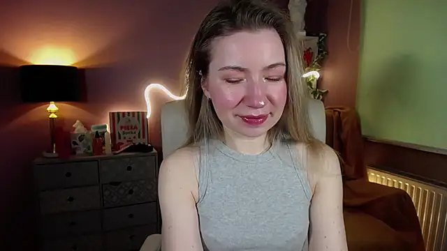 Snapshot of Mia_Tasty chatting on March 7, 2025, 7:30 am Mia Tasty online show from March 7, 2025, 7:30 am