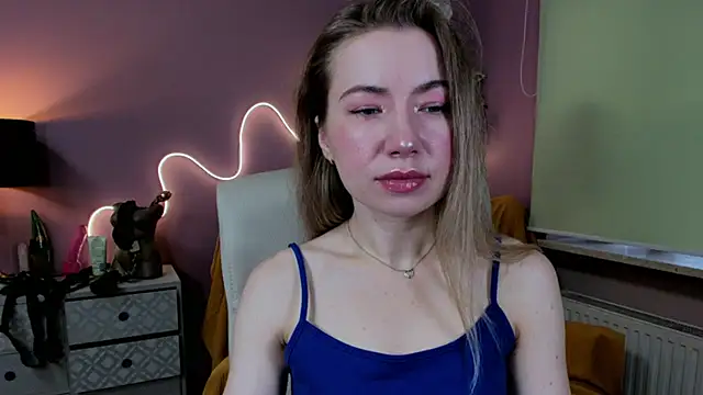 Snapshot of Mia_Tasty chatting on September 24, 2025, 6:31 am Mia Tasty online show from September 24, 2025, 6:31 am