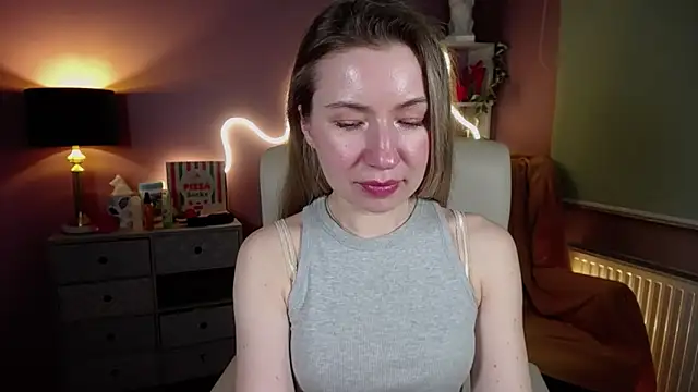 Snapshot of Mia_Tasty chatting on March 9, 2025, 5:49 pm Mia Tasty online show from March 9, 2025, 5:49 pm