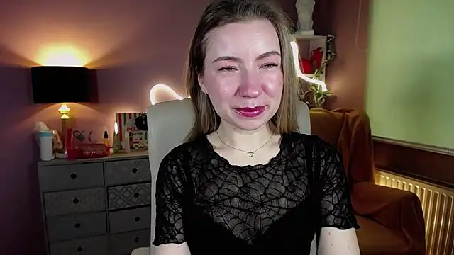 Snapshot of Mia_Tasty chatting on March 21, 2025, 7:33 am Mia Tasty online show from March 21, 2025, 7:33 am