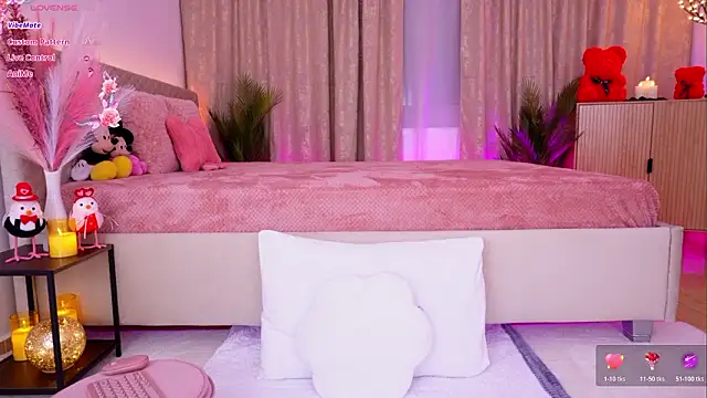 Snapshot of DiammondDia chatting on February 9, 2026, 7:12 pm DiammondDia online show from February 9, 2026, 7:12 pm